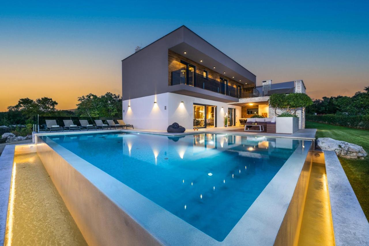 Villa Memory Raša Buitenkant foto