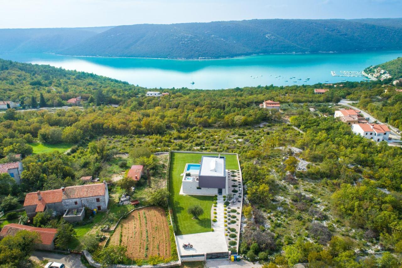 Villa Memory Raša Buitenkant foto