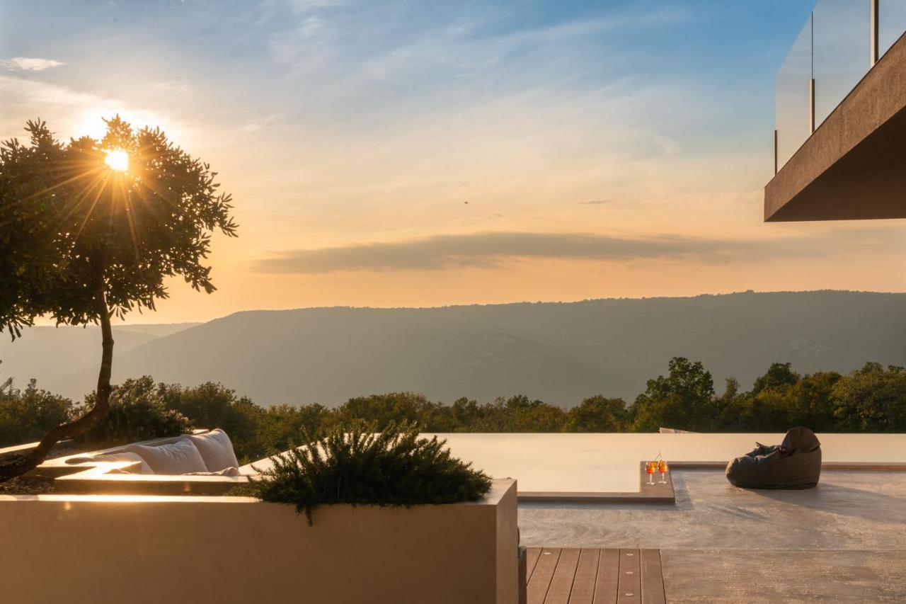 Villa Memory Raša Buitenkant foto