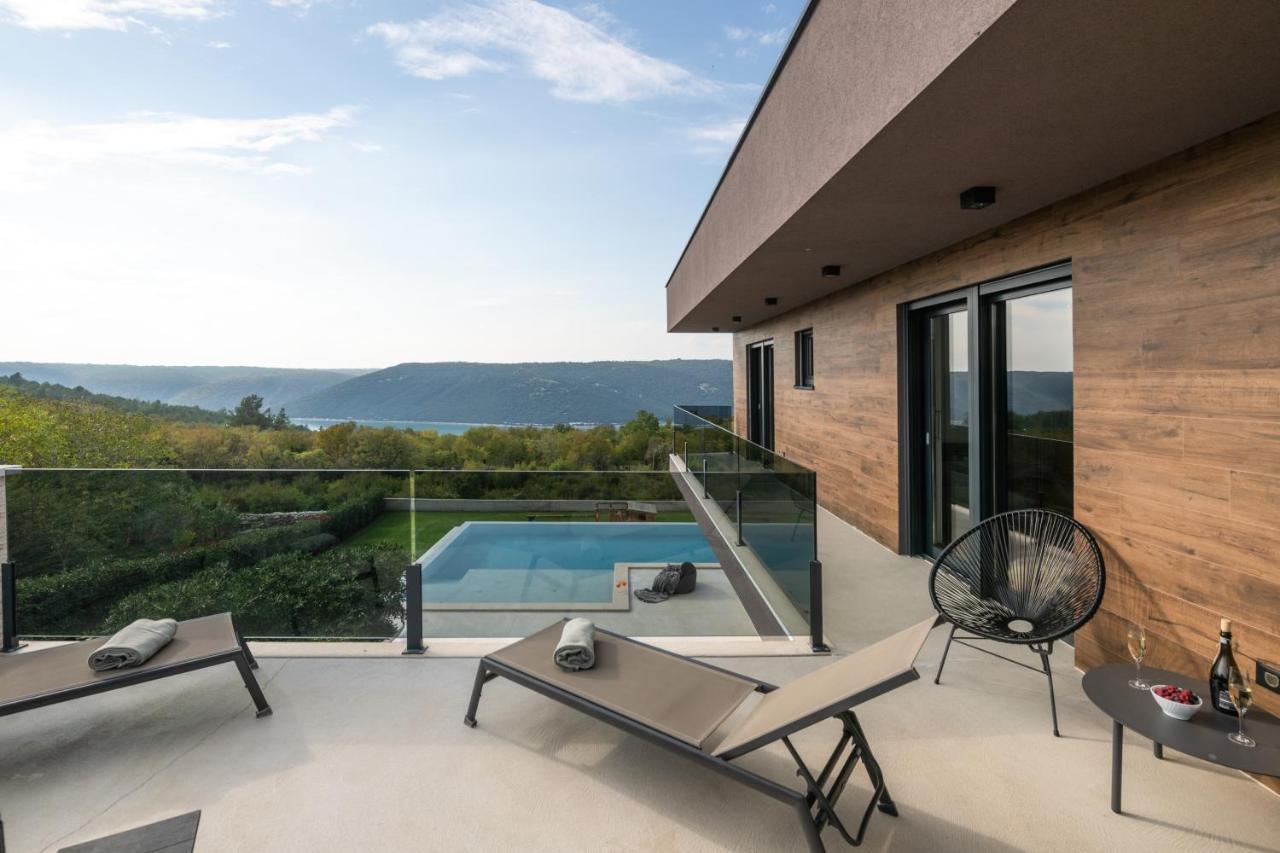 Villa Memory Raša Buitenkant foto